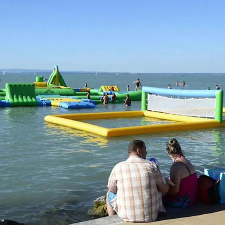 In - Balaton 44889 Siófok